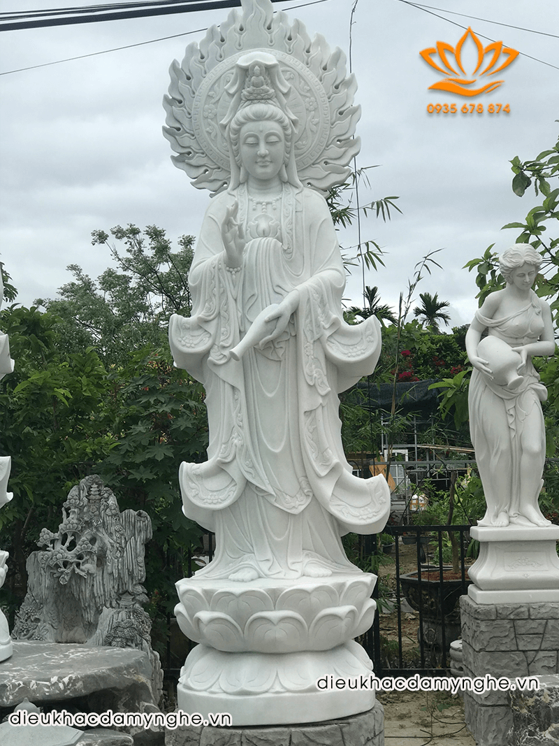 Mẫu Tượng Phật Bà Quan Âm Bằng Đá Đẹp