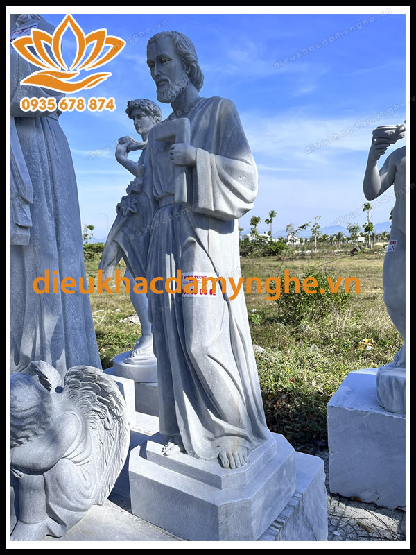 Tượng Thánh Giuse Đá Trắng Đẹp Tại Đà Nẵng