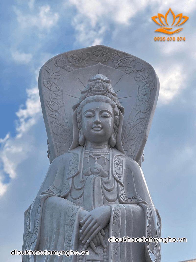 Tượng Phật Quan Âm Tam Diện Đứng Bằng Đá Trắng Đẹp