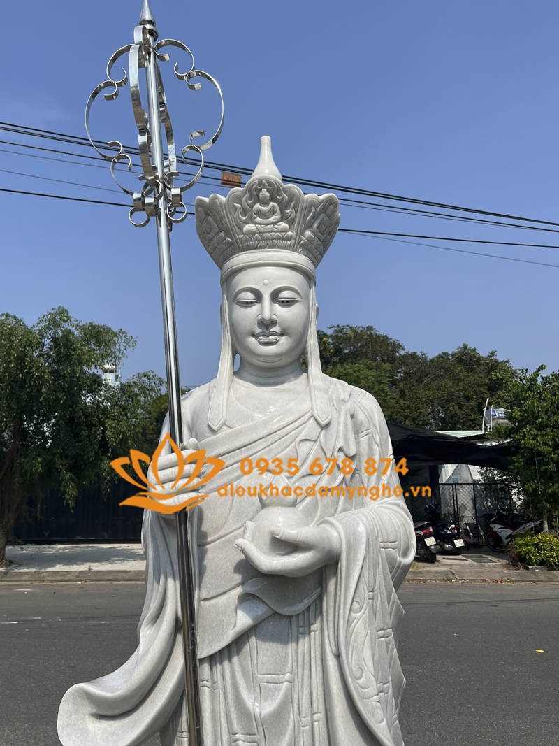 tuong dia tang bo tat bang da trang dep