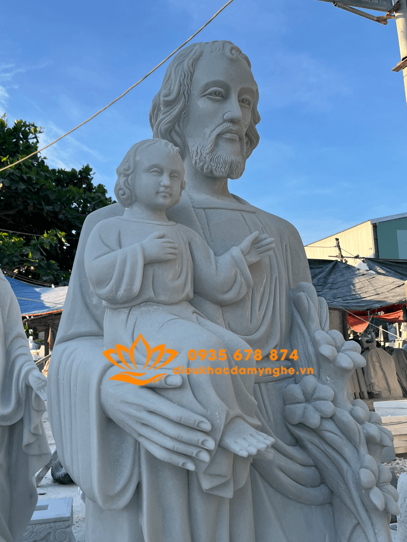 Chuyên Nhận Tạc Tượng Thánh Giuse Thủ Công Tại Đà Nẵng