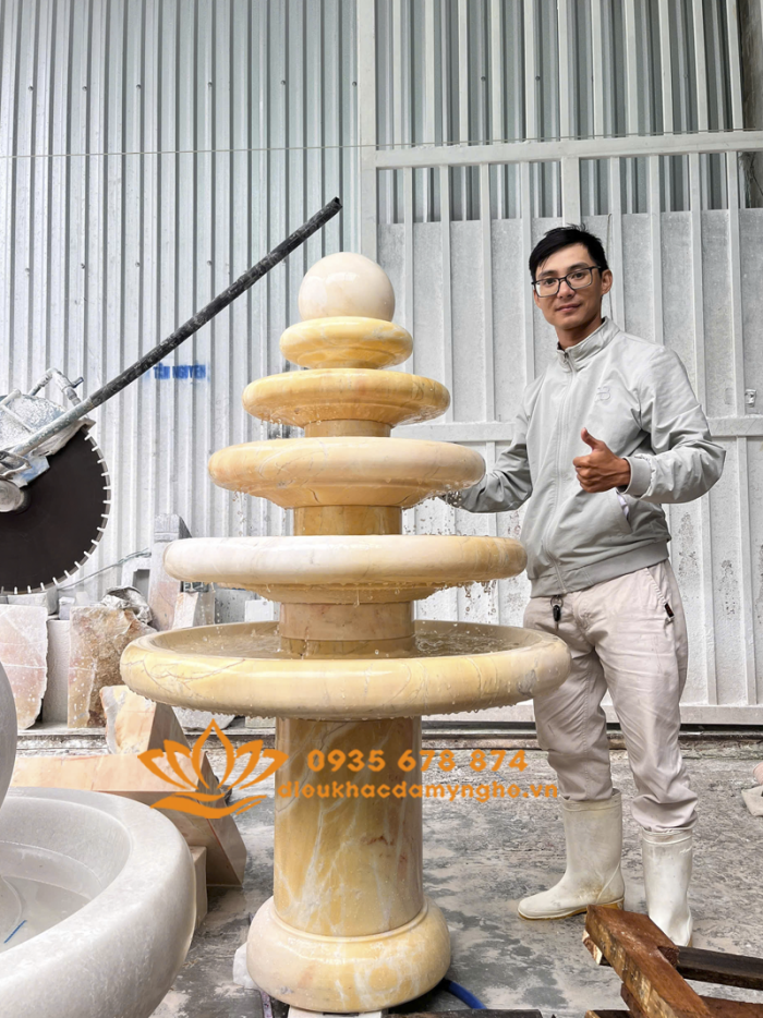 gia ban dai phun nuoc bang da dep tu nhien