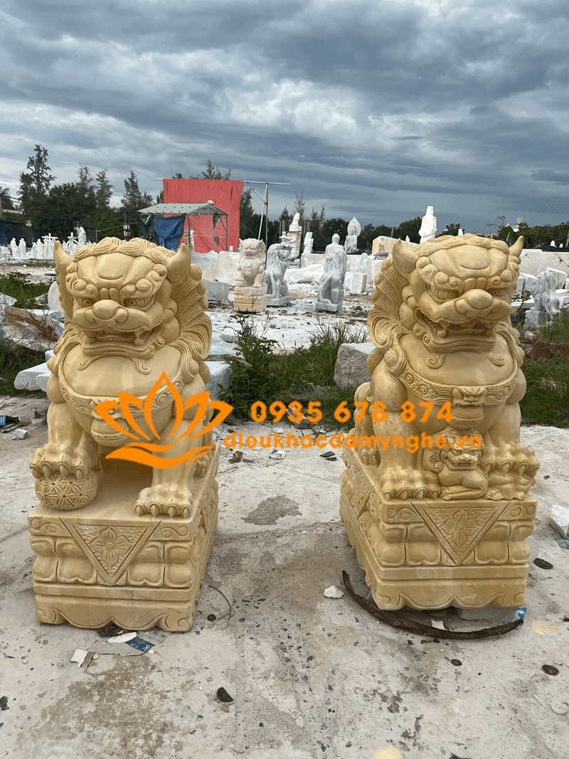 Cặp Tượng Kỳ Lân Bằng Đá Cẩm Thạch Trang Trí Nghĩa Trang