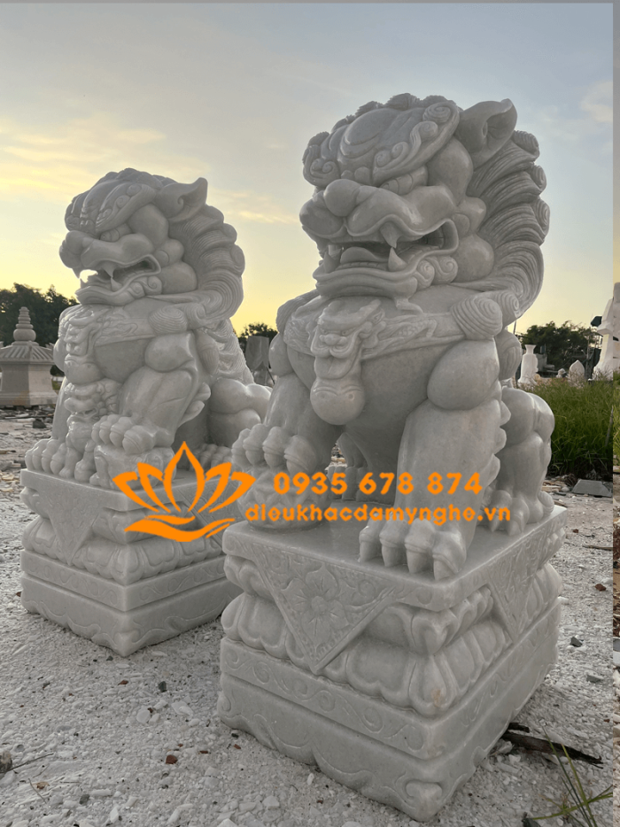 dieu khac tuong ky lan bang da trang trang tri nha o