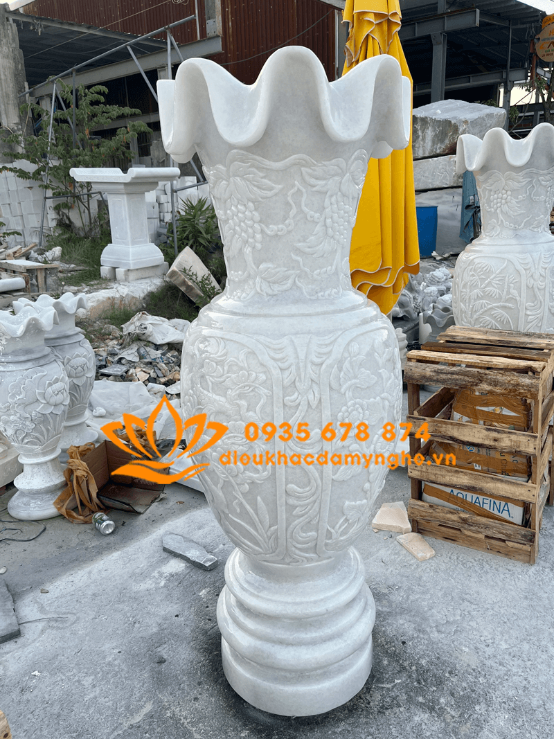 Chế Tác Cặp Lục Bình Bằng Đá Cẩm Thạch Trắng Cao Cấp