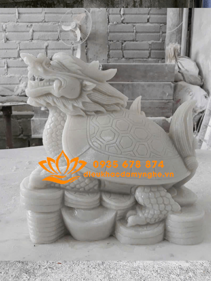 tuong rua dau rong bang da cam thach trang