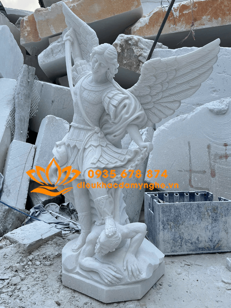 Tượng Tổng Lãnh Thiên Thần Michael Bằng Đá Trắng Tinh Xảo