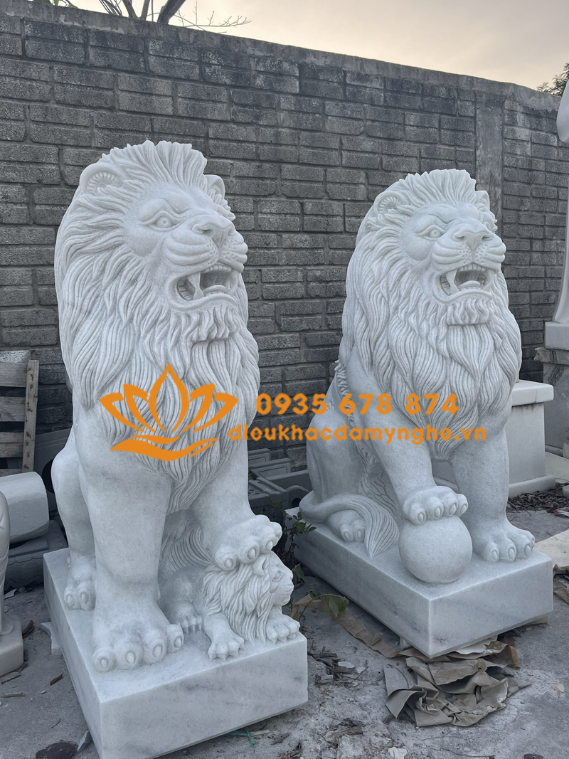 Bán Tượng Sư Tử Bằng Đá Trắng Nguyên Khối Đẹp Nhất