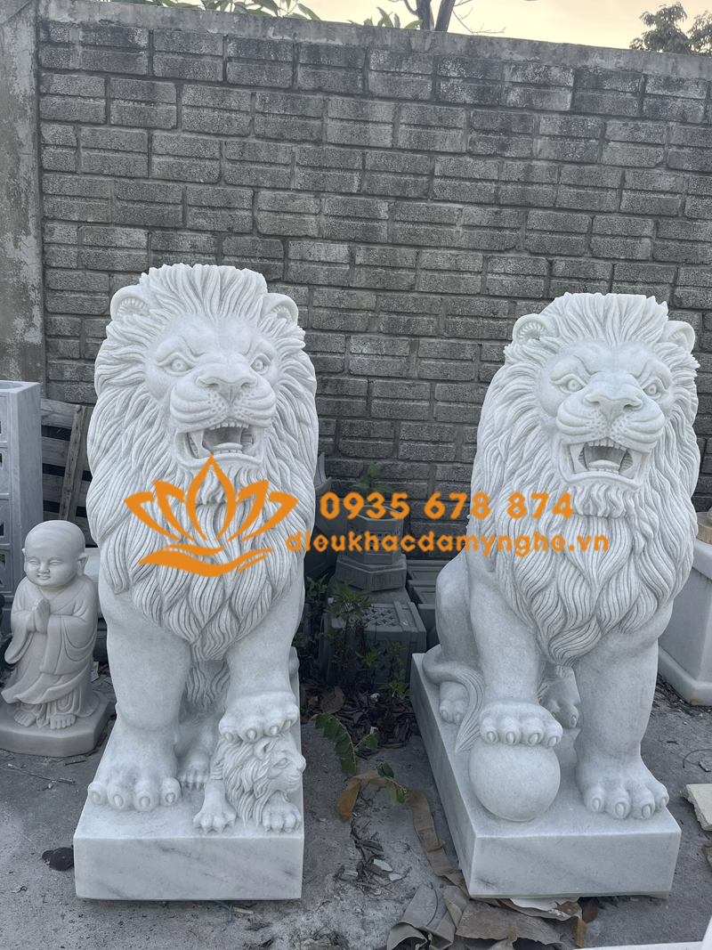 Bán Tượng Sư Tử Bằng Đá Trắng Nguyên Khối Đẹp Nhất