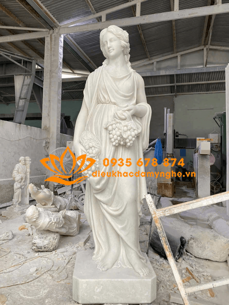Tượng Cô Gái Nghệ Thuật Bằng Đá Trắng Cao Cấp