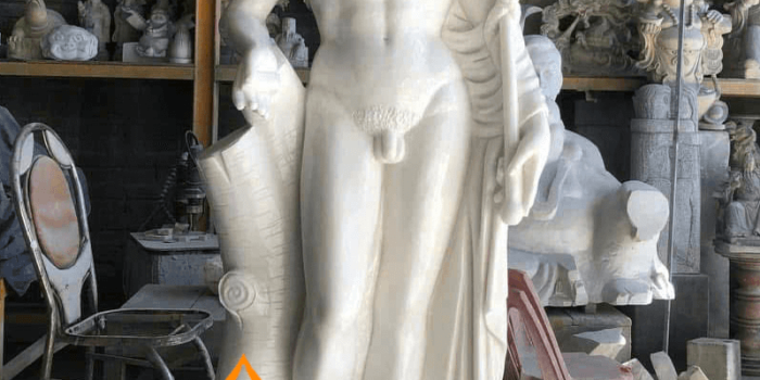 tuong than cua du lich hermes bang da trang non nuoc
