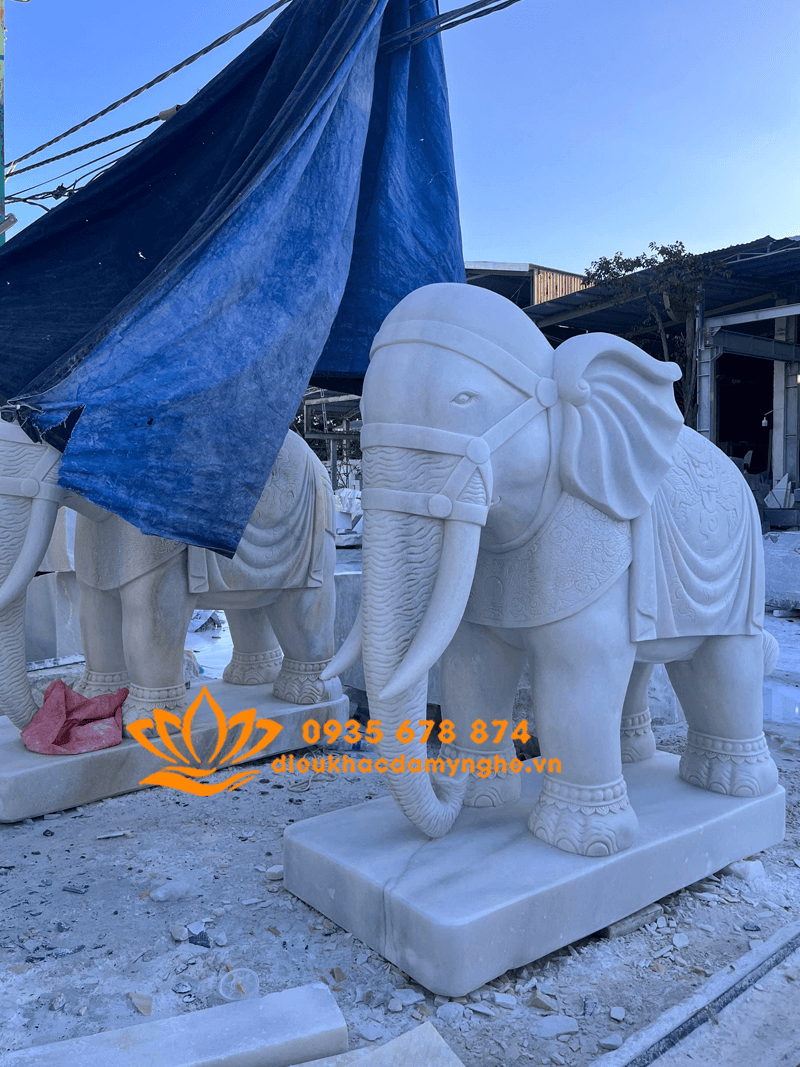 Tượng Voi Phong Thủy Bằng Đá Trắng Đẹp Nhất Vũng Tàu
