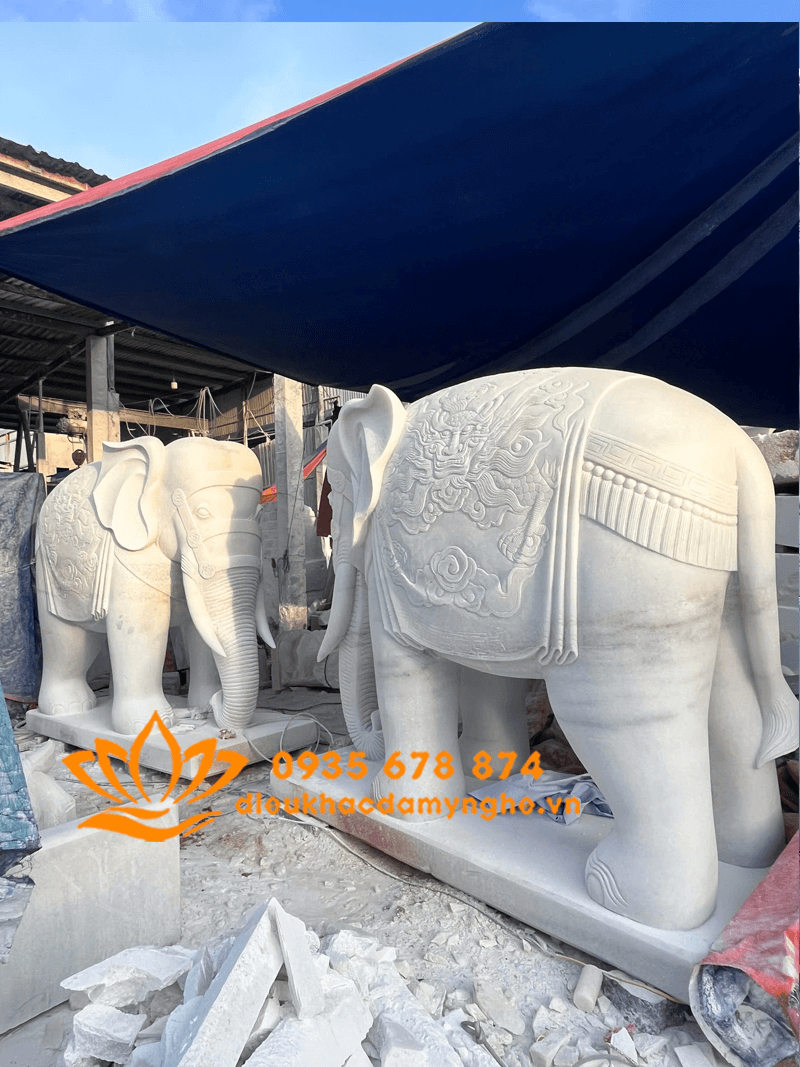 Chế Tác Tượng Voi Đá Cẩm Thạch Đẹp Trấn Cổng