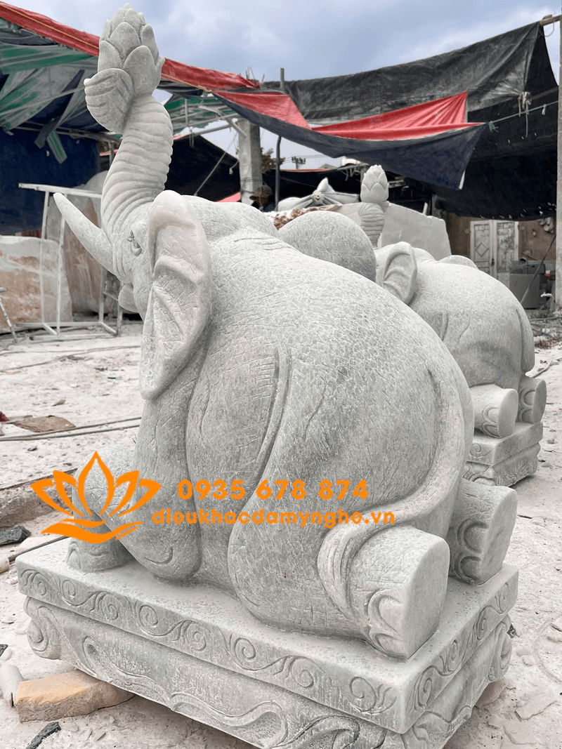 Bán Tượng Voi Quỳ Bằng Đá Phong Thủy Đẹp Tại Long An