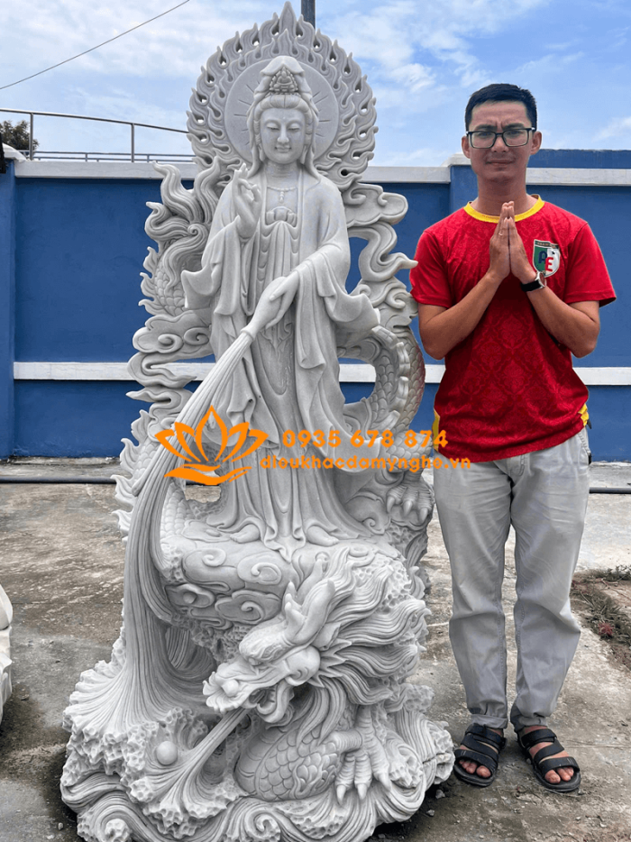 tuong quan am cuoi rong bang da trang dep