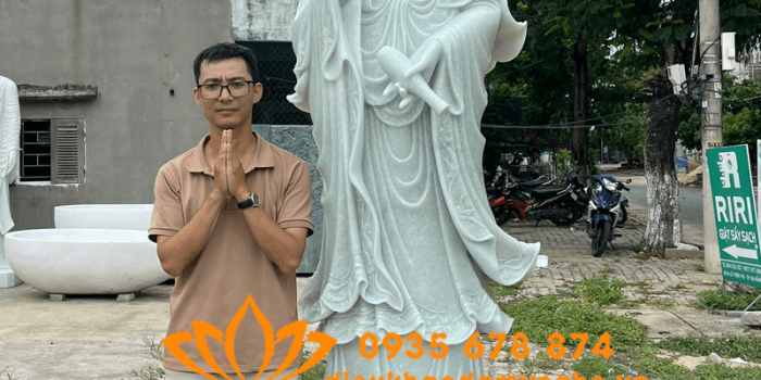 mau tuong quan am bang da cam thach xanh cao 2,5 met