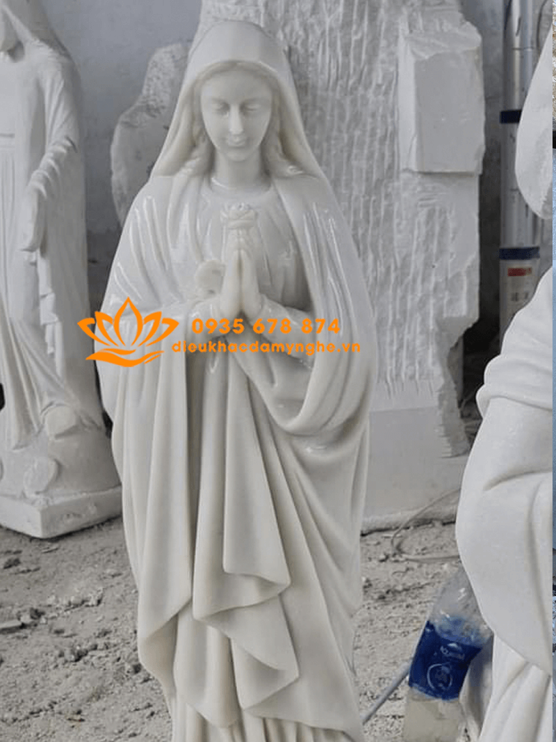 Tượng Đức Mẹ Lộ Đức Bằng Đá Trắng Đẹp Tự Nhiên