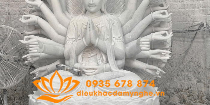 tuong phat quan am nghin mat nghin tay bang da my nghe da nang