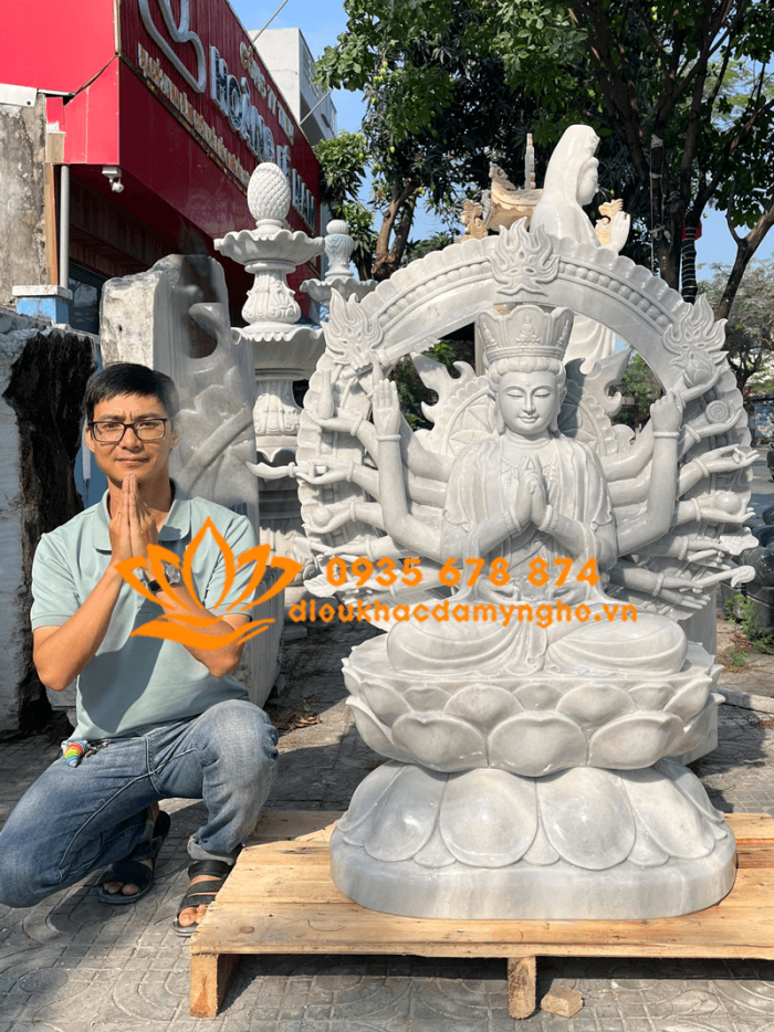 tuong phat chuan de bang da cam thach cao cap