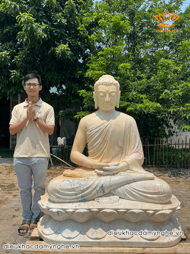 Tượng Thích Ca Mâu Ni