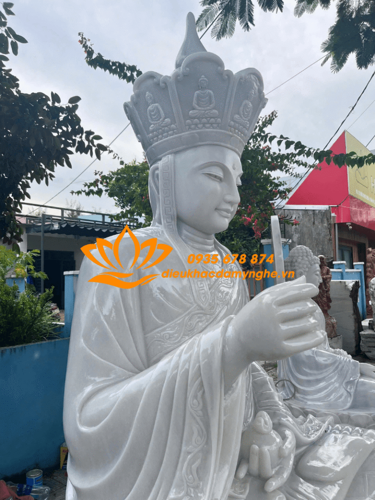 tuong dia tang bang da cam thach trang