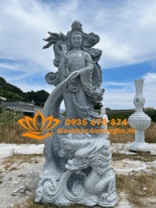 mau tuong quan am cuoi rong bang da cam thach xam dep