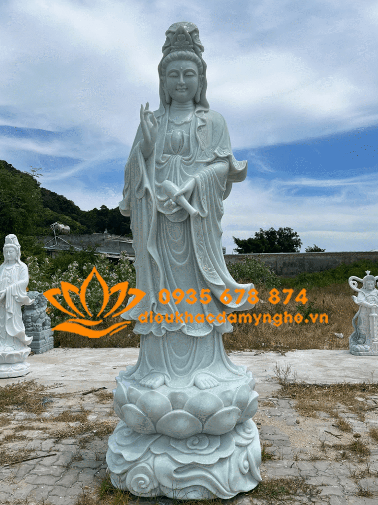 dieu khac tuong quan am dung bang da cam thach xanh nguyen khoi