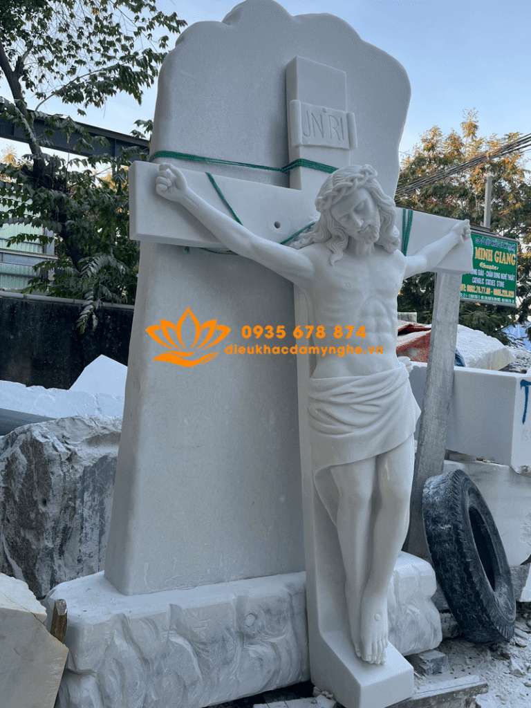 tuong chua chiu nan bang da cam thach trang