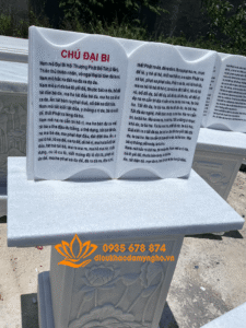 ban thien co chu dai bi san vuon