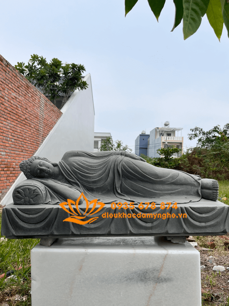 gia tuong phat niet ban bang da