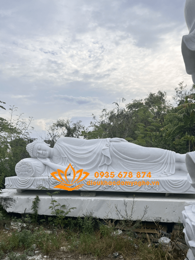 gia tuong phat thich ca mau ni nhap niet ban