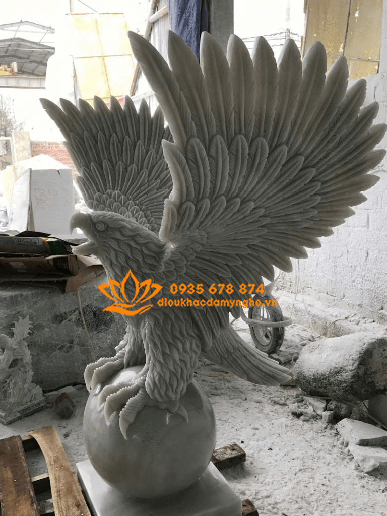 mua tuong dai bang dep o dau tuong dai bang phong thuy bang da