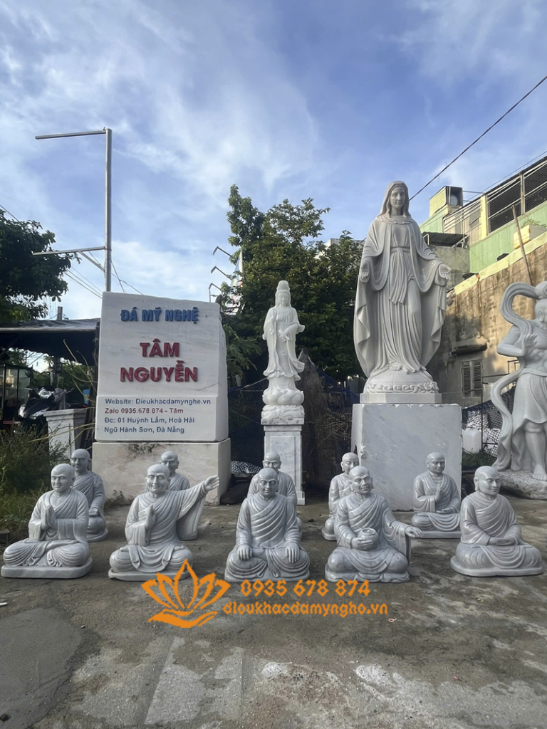 mau tuong thap dai de tu bang da xam min