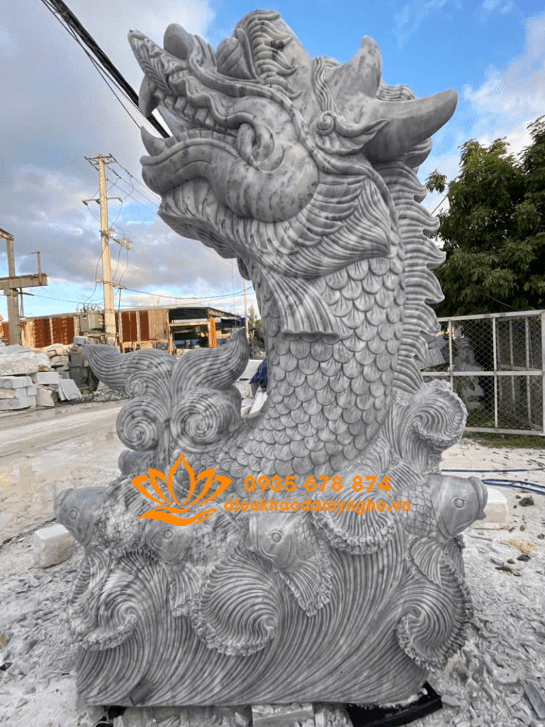 ban tuong ca chep hoa rong dep