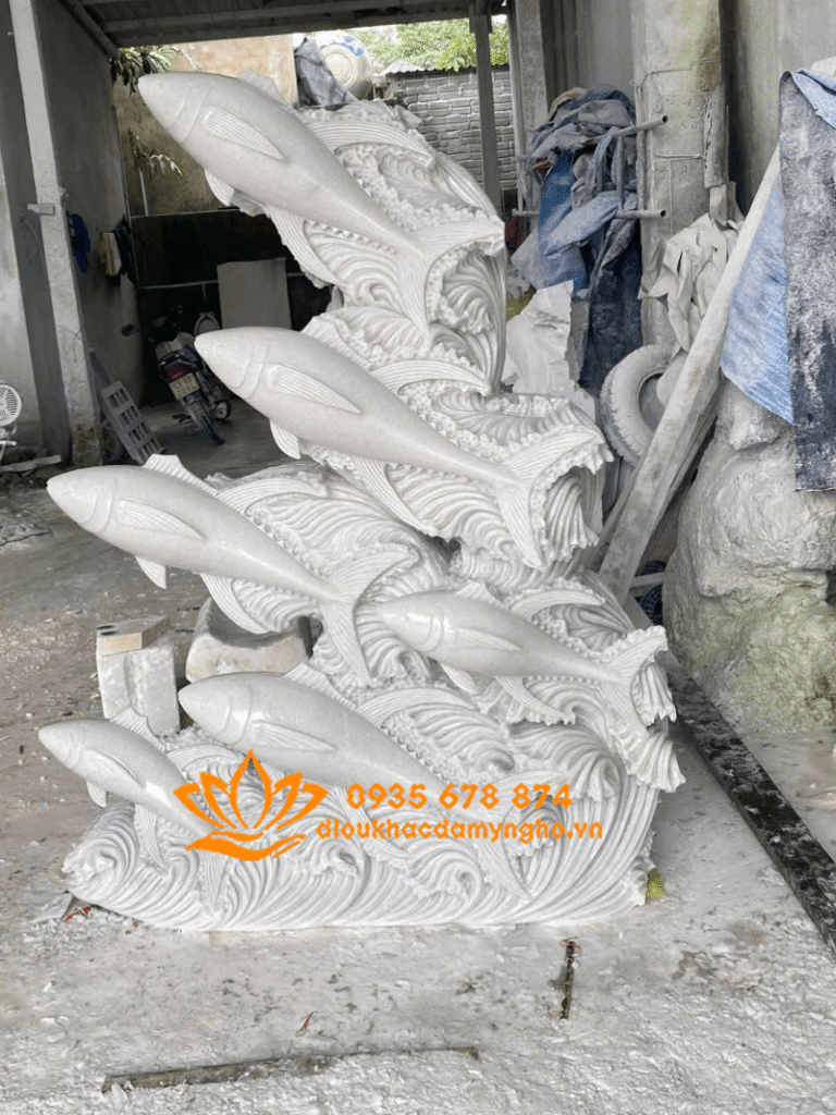 tuong ca heo bang da phong thuy