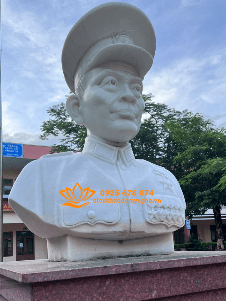 mau tuong chan dung bang da dep che tac tuong chan dung bang da nguyen khoi