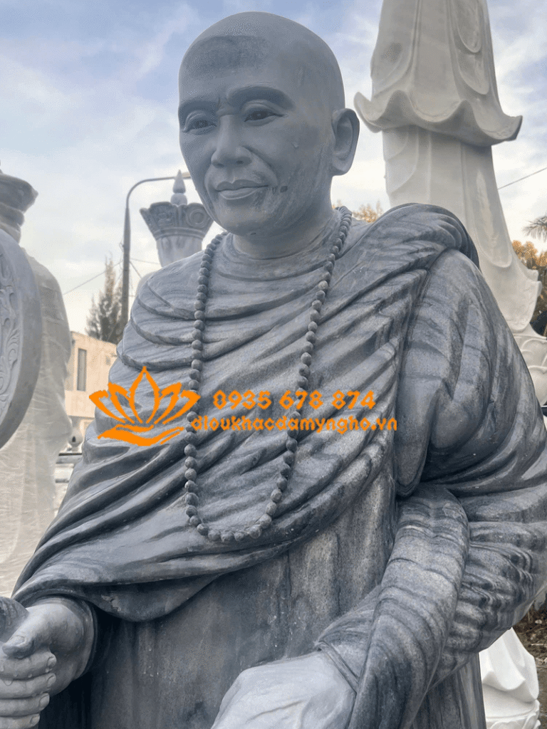 chuyen dieu khac tuong bang da nguyen khoi chuyen dieu khac tuong chan dung theo yeu cau