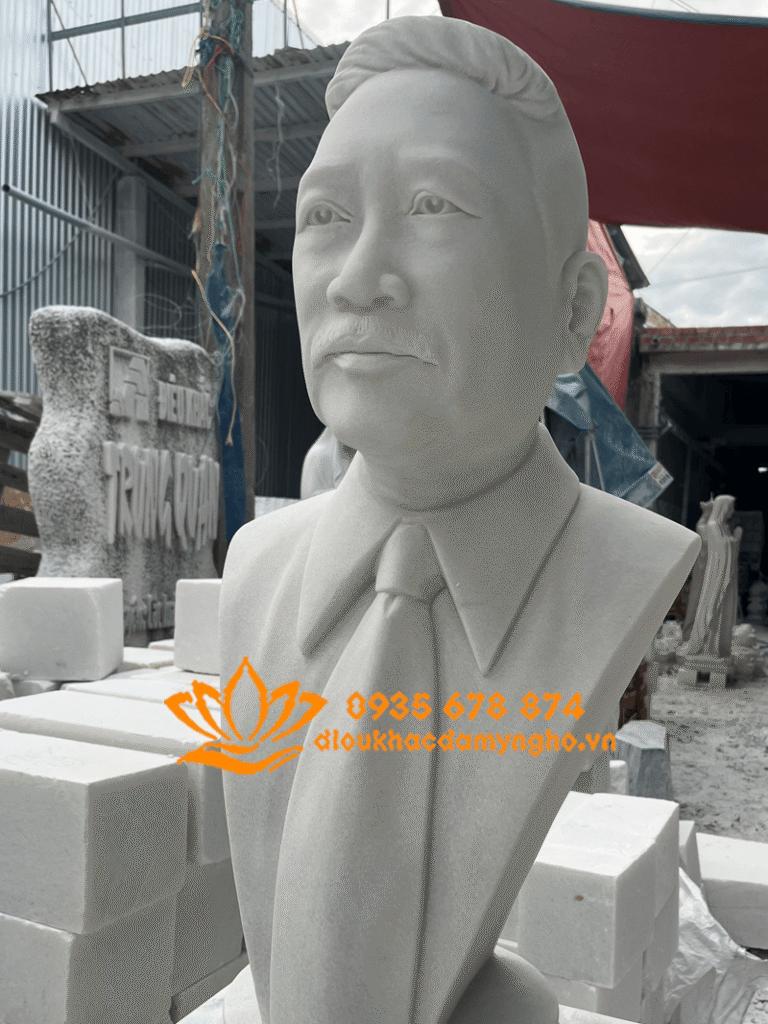 dieu khac tuong chan dung bang da dep tinh xao tuong chan dung bang da trang