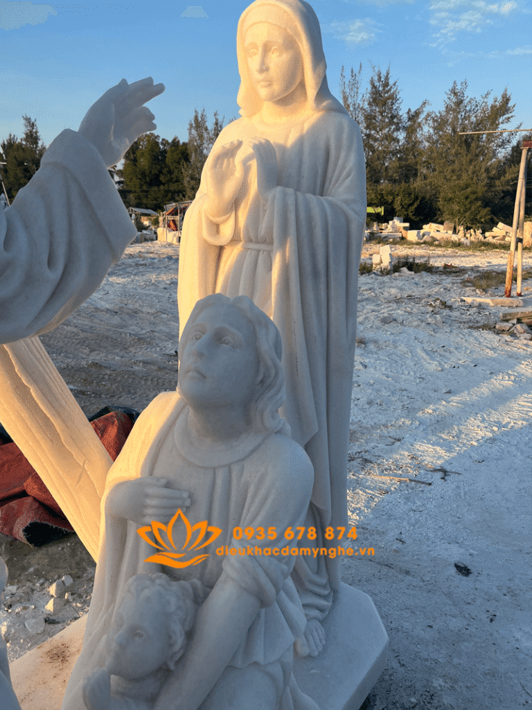 tuong 14 chang dang thanh gia cua chua giesu bang da tu nhien nguyen khoi