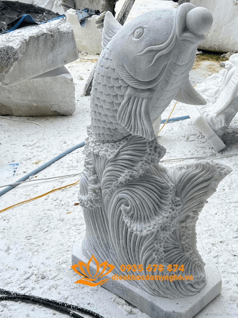 tuong ca chep dep nguyen khoi tuong ca chep bang da dep