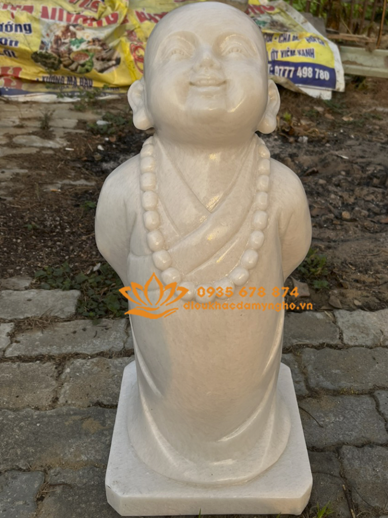 tuong chu tieu vuon vai