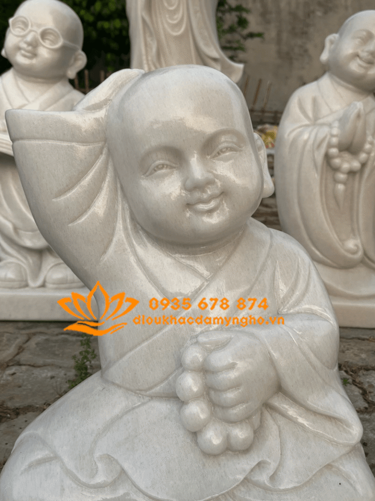 tuong chu tieu ngoi gai dau