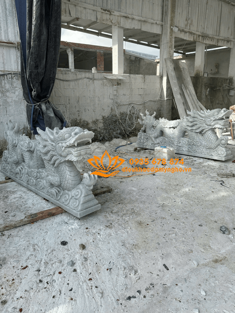 mua tuong rong dep bang da tu nhien tuong rong da bac tam cap dep