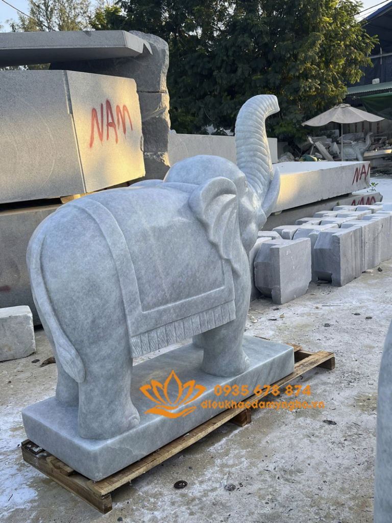 mau tuong voi bang da cam thach