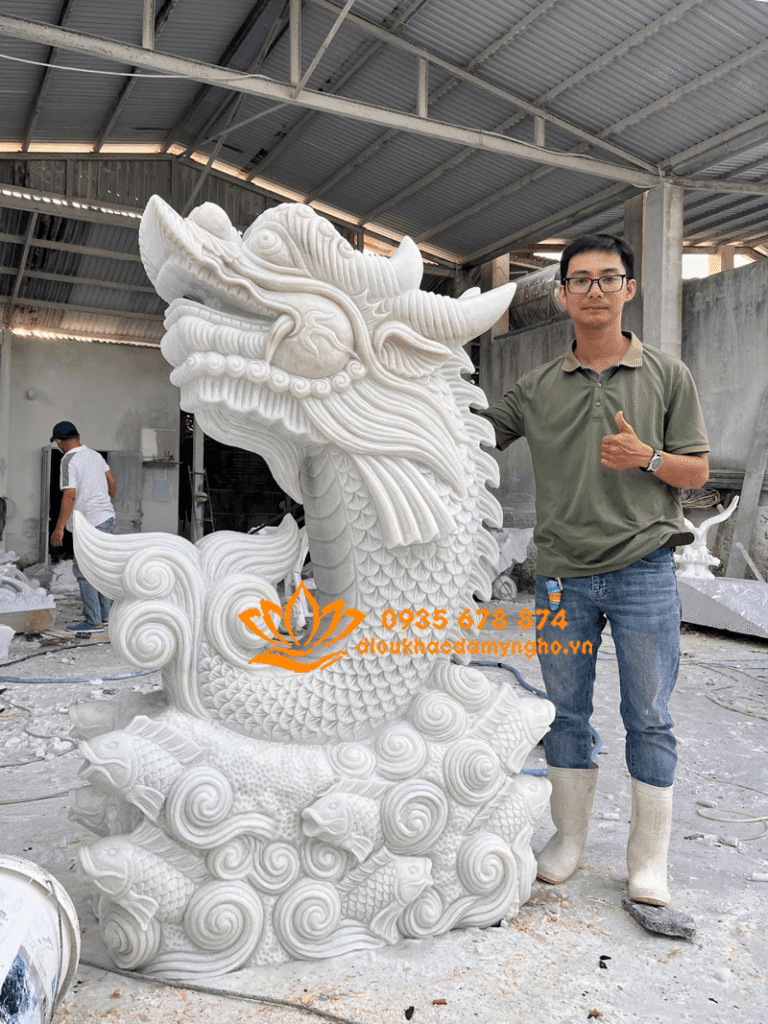 tuong ca chep hoa rong dep tai da nang