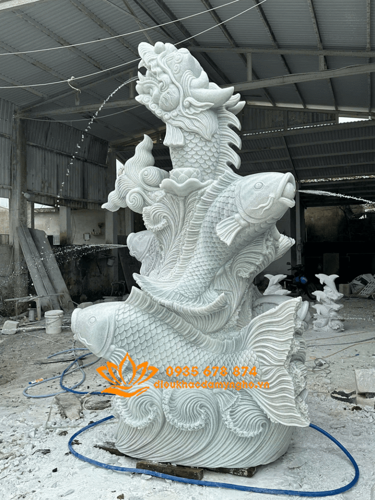 tuong ca chep phun nuoc bang da dep nguyen khoi mua tuong ca chep bang da nguyen khoi