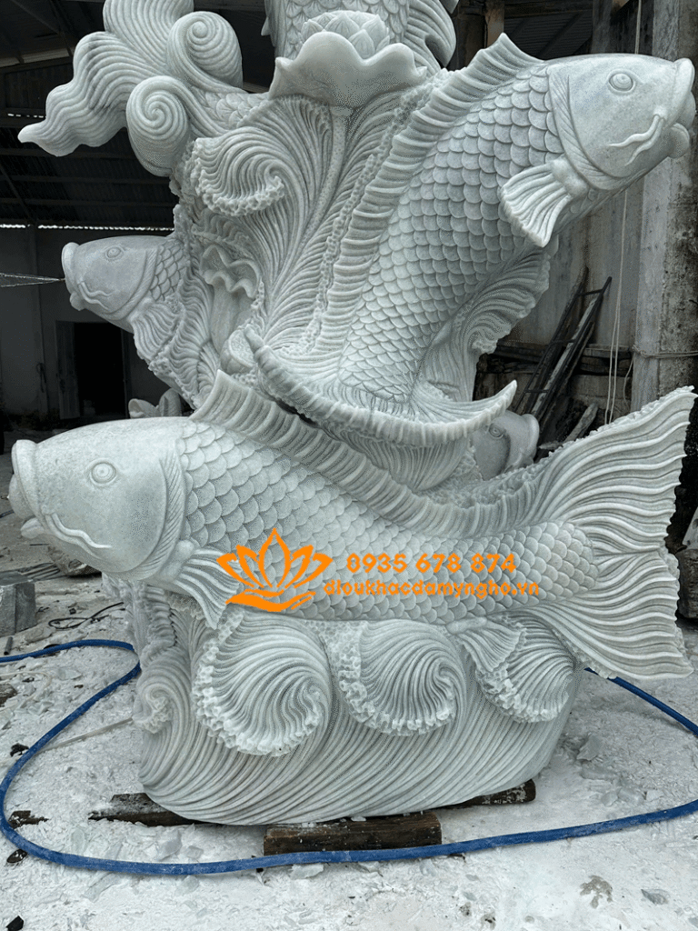 tuong ca chép phun nuoc bang da my nghe non nuoc tuong dai phun nuoc ca chep bang da nguyen khoi