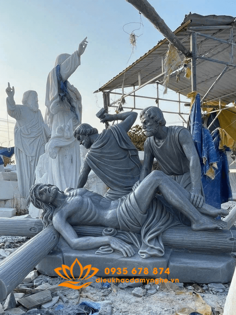 dieu khac bo tuong 14 chang duong thanh gia bang da nguyen khoi