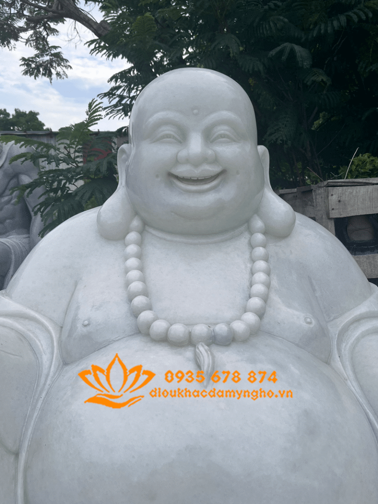 tuong phat di lac ngoi