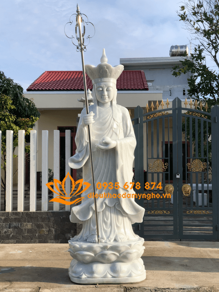 mau tuong dia tang bang da dep